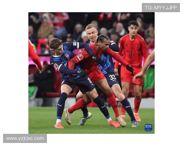 西悉尼队与上港队员的精彩对决分析与战术解析