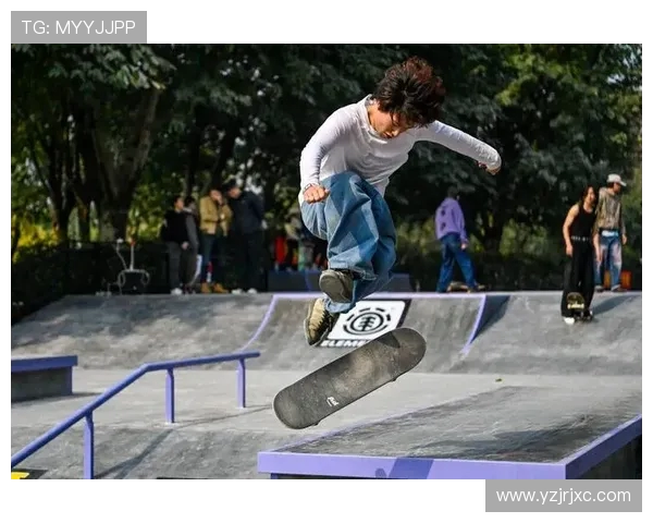 重庆攀岩队在世界滑板锦标赛中的精彩表现与实力分析