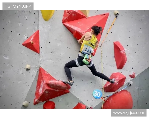 南京攀岩队与重庆攀岩队的实力较量赛后分析与反思